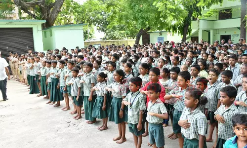 கோடை விடுமுறைக்கு பின் தொடக்கப்பள்ளிகள் திறப்பு