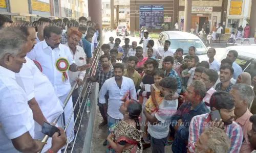 நோயாளிகளுக்கு உரிய சிகிச்சை அளிப்பதில்லை