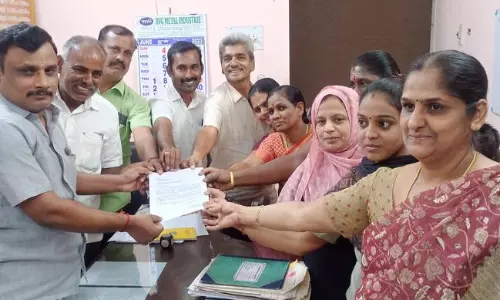 திடக்கழிவு மேலாண்மை பணிகள் ஒப்பந்தத்தை ரத்து செய்ய வேண்டும்