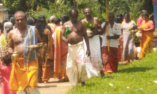 முருகன் கோவிலில் கிருத்திகை விழா முருகன் கோவிலில் கிருத்திகை விழா