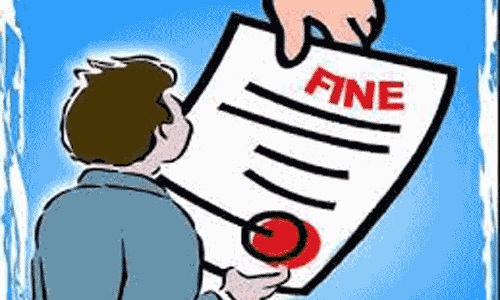 மின்சார ரெயிலில் டிக்கெட் பரிசோதகரை தாக்கிய வாலிபருக்கு ரூ.26 ஆயிரம் அபராதம். மின்சார ரெயிலில் டிக்கெட் பரிசோதகரை தாக்கிய வாலிபருக்கு ரூ.26 ஆயிரம் அபராதம்.