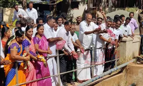 ராதாபுரம் கால்வாயில் தண்ணீர் திறப்பு