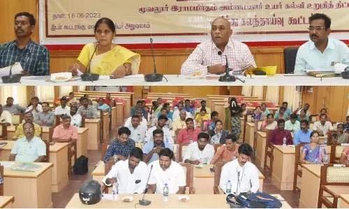 தகுதியான மாணவிகள் யாரும் விடுபடாமல் புதுமைப்பெண் திட்டத்தை சிறப்பான முறையில் செயல்படுத்த வேண்டும் கலெக்டர் பழனி உத்தரவு