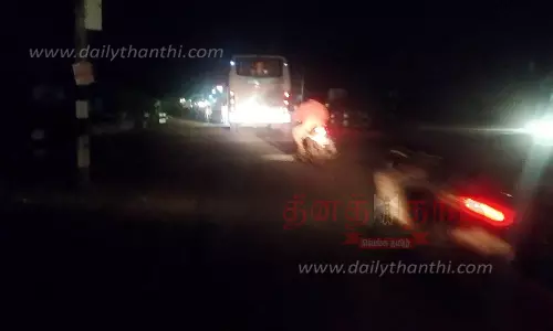 இருளில் மூழ்கும் அரக்கோணம்-திருத்தணி நெடுஞ்சாலை