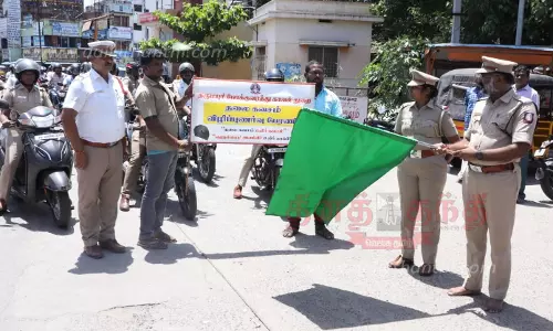 தர்மபுரியில் ஹெல்மெட் விழிப்புணர்வு ஊர்வலம்