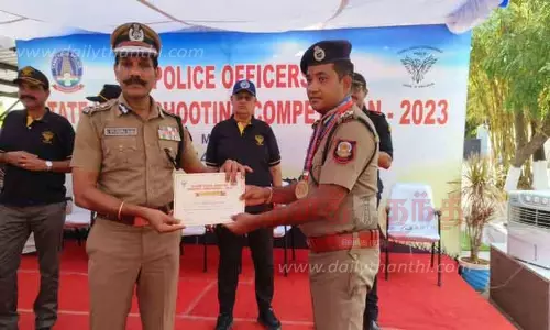 துப்பாக்கி சுடுதல் போட்டியில் நெல்லை சரக போலீஸ் டி.ஐ.ஜி. பிரவேஷ்குமாருக்கு 3 தங்கப்பதக்கம்