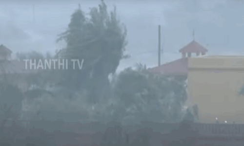 சீற்றம் குறையாத பிபர்ஜாய் புயல் - வானிலை ஆய்வு மையம் எச்சரிக்கை