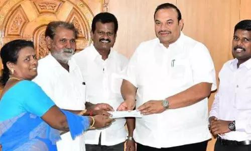 காவிரி ஆற்றில் மூழ்கி இறந்தவர்களின் பெற்றோருக்கு முதல்-அமைச்சரின் நிவாரண நிதி
