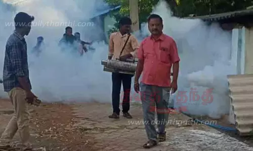 கொசுமருந்து அடிக்கும் பணி