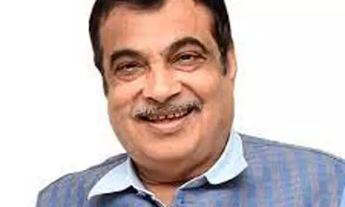 காங்கிரசில் சேருவதற்கு பதில் கிணற்றில் குதித்து விடுவேன் - மத்திய மந்திரி நிதின் கட்காரி பேச்சு. காங்கிரசில் சேருவதற்கு பதில் கிணற்றில் குதித்து விடுவேன் - மத்திய மந்திரி நிதின் கட்காரி பேச்சு.