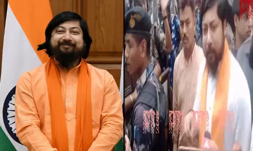 மேற்கு வங்காளத்தில் மத்திய மந்திரியுடன் சென்ற கார்கள் மீது தாக்குதல்