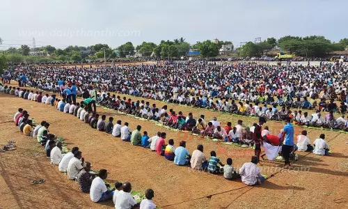 திருமங்கலம் அருகே கோவில் திருவிழா - 100 ஆடுகளை பலியிட்டு 10 ஆயிரம் ஆண்களுக்கு கறி விருந்து