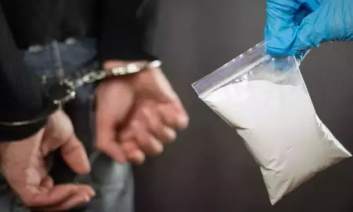 ரூ.25 ஆயிரம் போதைப்பொருள் பறிமுதல் ரூ.25 ஆயிரம் போதைப்பொருள் பறிமுதல்