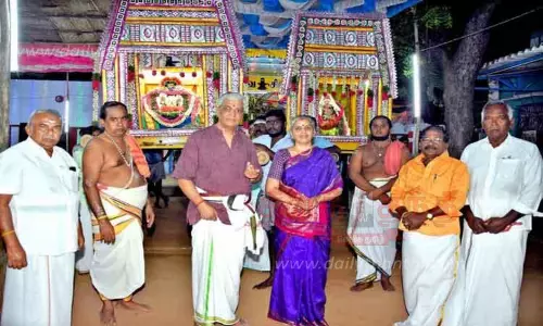 சோமநாத சுவாமி கோவில் ஆனி திருவிழாவில் சப்பர பவனி