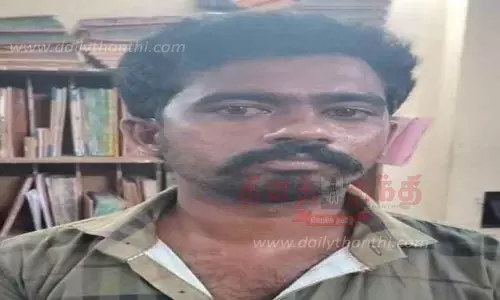 காரில் ஆடு திருடிய 3 பேர் கைது