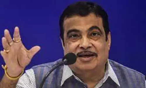 சாவர்க்கர் பற்றிய பாடத்தை நீக்கியது துரதிருஷ்டவசமானது - நிதின் கட்காரி கூறுகிறார்