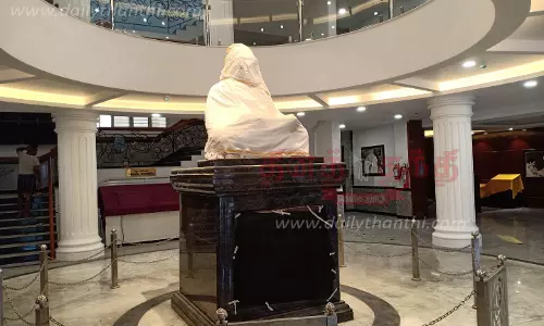 ரூ.12 கோடியில் கட்டப்பட்ட கலைஞர் கோட்டம் ரூ.12 கோடியில் கட்டப்பட்ட கலைஞர் கோட்டம்