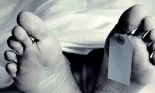 தூக்குப்போட்டு வாலிபர் தற்கொலை