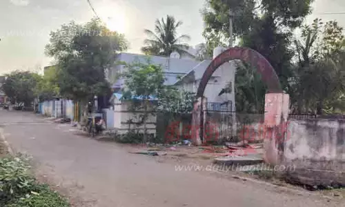 திறந்த வெளியில் எரியூட்டுவதால் சுற்றுச்சூழல் பாதிப்பு: அரியலூர் நகரில் மின் மயானம் பயன்பாட்டிற்கு வருமா?