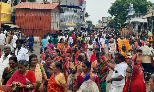 ராமேசுவரம் கோவிலில் குவிந்த பக்தர்கள்