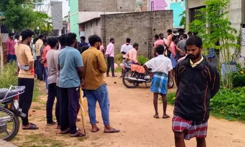 ஐ.எப்.எஸ். நிதி நிறுவன ஏஜெண்டு வீடு முற்றுகை