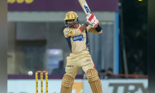 கோவை கிங்ஸ் அசத்தல் பந்துவீச்சு...சேப்பாக் சூப்பர் கில்லீஸ் 126 ரன்கள் சேர்ப்பு...!