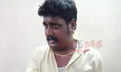 பஸ் நிலையத்தில் பட்டாக்கத்தியுடன் சுற்றித்திரிந்த வாலிபர் கைது