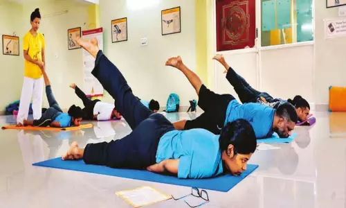 உடல் ஆரோக்கியத்துக்கு யோகா பயிற்சி உடல் ஆரோக்கியத்துக்கு யோகா பயிற்சி