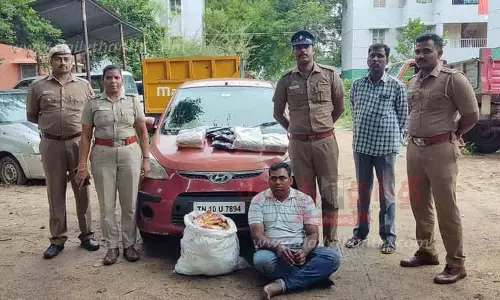 போதை பொருட்களை கடத்தி வந்த தம்பதி கைது