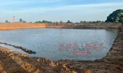 ரூ.4 லட்சத்தில் தோப்பு ஊருணி தூர்வாரப்பட்டது