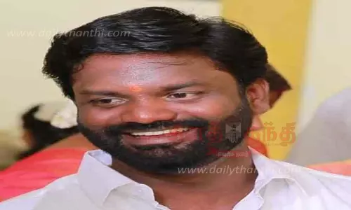 போலீசில் வேலை வாங்கி தருவதாக கூறி ரூ.40 லட்சம் மோசடி; பா.ஜனதா முன்னாள் நிர்வாகி கைது போலீசில் வேலை வாங்கி தருவதாக கூறி ரூ.40 லட்சம் மோசடி; பா.ஜனதா முன்னாள் நிர்வாகி கைது