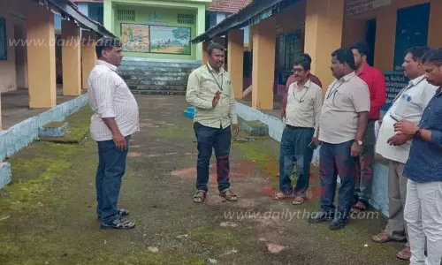 பள்ளி கட்டிடங்களின் நிலை குறித்து பொறியாளர்கள் ஆய்வு