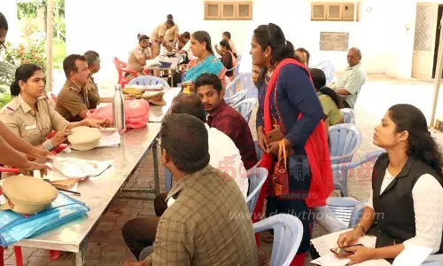 போலீஸ் சூப்பிரண்டு அலுவலகத்தில் குறைதீர்க்கும் முகாம் போலீஸ் சூப்பிரண்டு அலுவலகத்தில் குறைதீர்க்கும் முகாம்