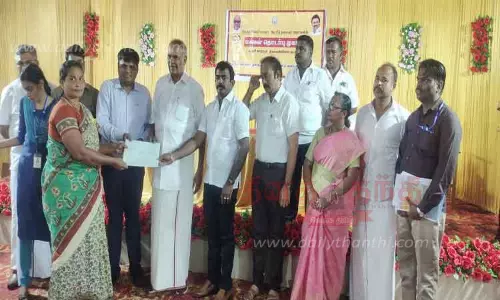 176 பேருக்கு இலவச வீட்டுமனை பட்டா; சபாநாயகர் அப்பாவு வழங்கினார்