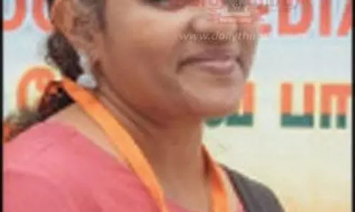 பா.ஜனதா பெண் நிர்வாகியிடம் போலீஸ் காவலில் விசாரணை