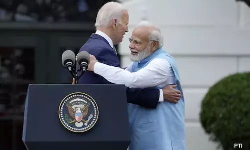 உலக அமைதிக்காக இந்தியாவும் அமெரிக்காவும் இணைந்து பணியாற்ற உறுதி -  வெள்ளை மாளிகையில் பிரதமர் மோடி பேச்சு