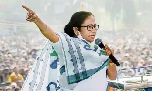 மேற்கு வங்காள பஞ்சாயத்து தேர்தல்; நாளை மறுநாள் முதல் பிரசாரத்தில் ஈடுபட மம்தா பானர்ஜி முடிவு