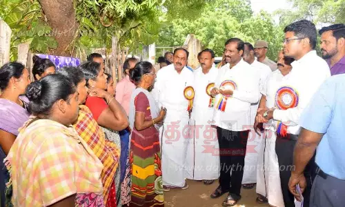 மண்டபம் முகாமில் இலங்கை தமிழர்களிடம் குறைகள் கேட்ட சட்டமன்ற உறுதிமொழி குழு