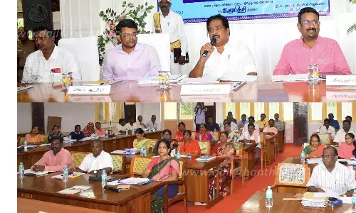 நிலம் வாங்குபவர்கள், விற்பவர்கள் பத்திரப்பதிவு அலுவலகங்களுக்கு பணம் கொண்டு வரக்கூடாது-ராமநாதபுரத்தில் அமைச்சர் மூர்த்தி பேட்டி