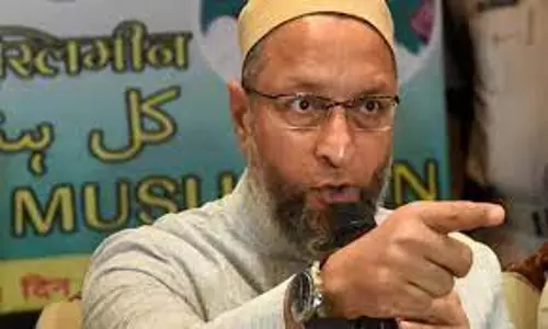 கட்சி கூட்டத்தில் அவுரங்கசீப் ஆதரவு கோஷம்: பொய் செய்தியை பரப்பிய ஊடகங்கள் மீது வழக்கு தொடருவேன் - அசாதுதீன் ஓவைசி கூறுகிறார்