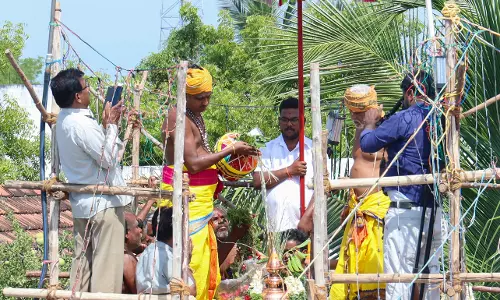 வடமதுரை மீனாட்சி சுந்தரேசுவரர் கோவிலில் கும்பாபிஷேகம்