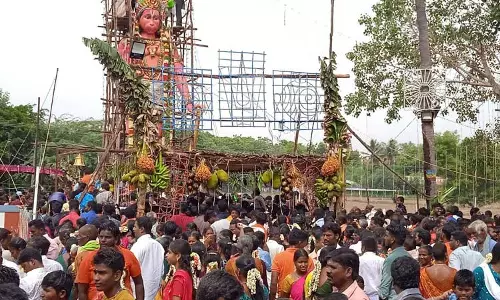 மாதம்பட்டு வீர ஆஞ்சநேயர் கோவில் கும்பாபிஷேகம்: திரளான பக்தா்கள் தரிசனம்
