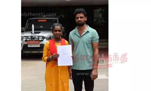 பாதுகாப்பு வழங்கக்கோரி காதல் ஜோடி தஞ்சம்
