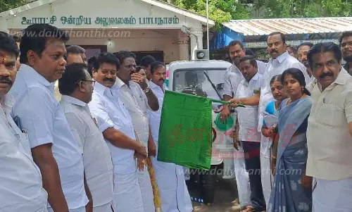 26 ஊராட்சிகளுக்கு ரூ.65 லட்சம் மதிப்பீட்டில் மின்கல வண்டிகள்