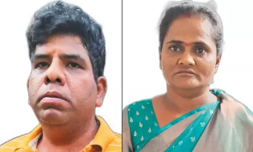 செய்வினை எடுப்பதாக கூறி மோசடி போலி மந்திரவாதி, தோழியுடன் கைது