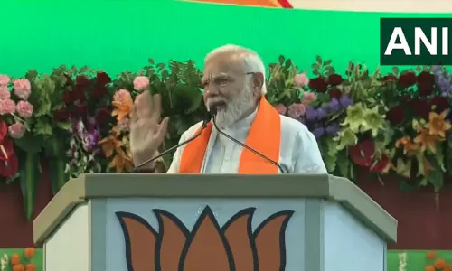 வாக்கு வங்கி அரசியலை வைத்து எதிர்க்கட்சிகள் விளையாடுகின்றன:  பிரதமர் மோடி