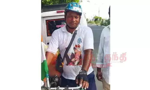 ரத்த தானத்தை வலியுறுத்தி சைக்கிளில் விழிப்புணர்வு பிரசாரம்