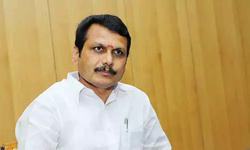 செந்தில்பாலாஜிக்கு எதிரான வழக்கு: சென்னை அமர்வுக்கு மாற்றி மதுரை ஐகோர்ட்டு உத்தரவு செந்தில்பாலாஜிக்கு எதிரான வழக்கு: சென்னை அமர்வுக்கு மாற்றி மதுரை ஐகோர்ட்டு உத்தரவு