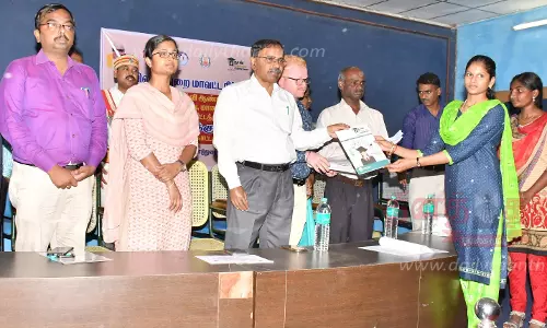 12-ம் வகுப்பு தேர்ச்சி பெற்ற மாணவ-மாணவிகளுக்கு உயர்கல்வி வழிகாட்டுதல் முகாம்