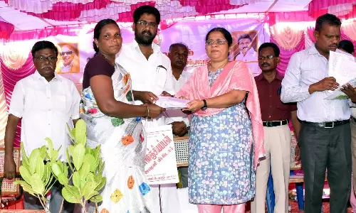 மக்கள் தொடர்பு முகாம்